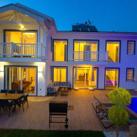 7 Kisilik Ozel Havuzlu Modern Oludeniz - Awz105 Villa