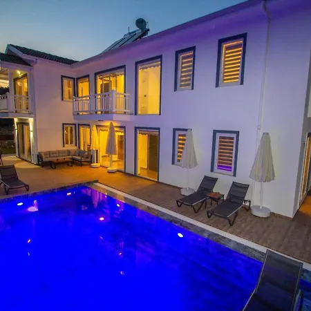 7 Kisilik Ozel Havuzlu Modern Oludeniz - Awz105 *