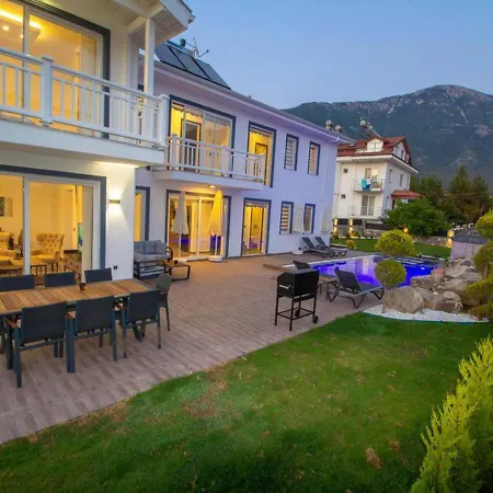 7 Kisilik Ozel Havuzlu Modern Oludeniz - Awz105 Fethiye