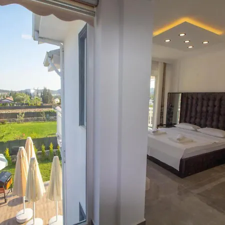 7 Kisilik Ozel Havuzlu Modern Oludeniz - Awz105 *